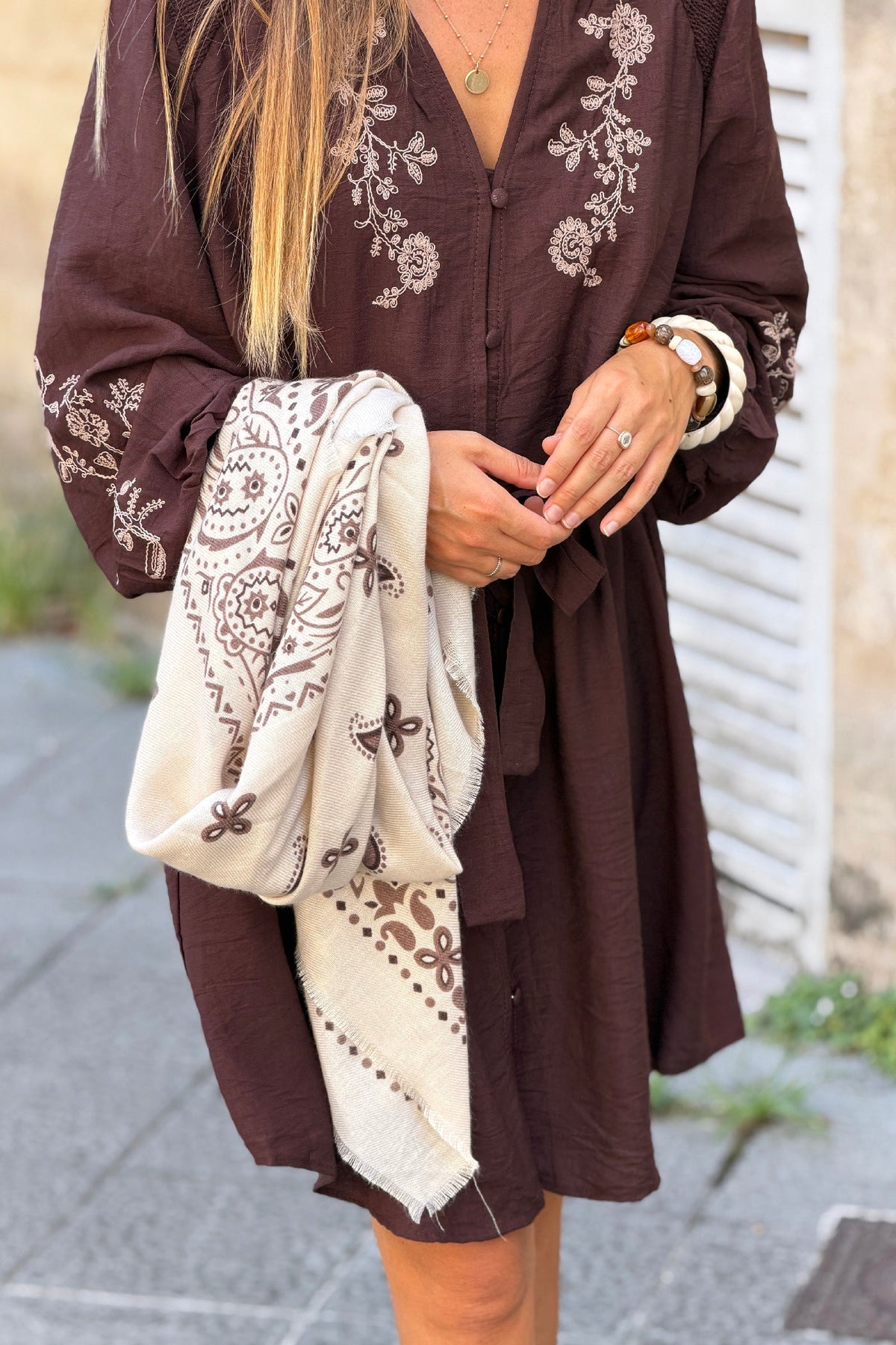 Cream Western Paisley Viscose Scarf