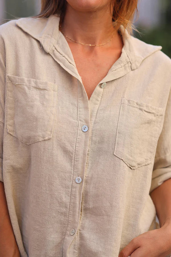 Beige soft cotton blouse with 3/4 sleeves and large pockets