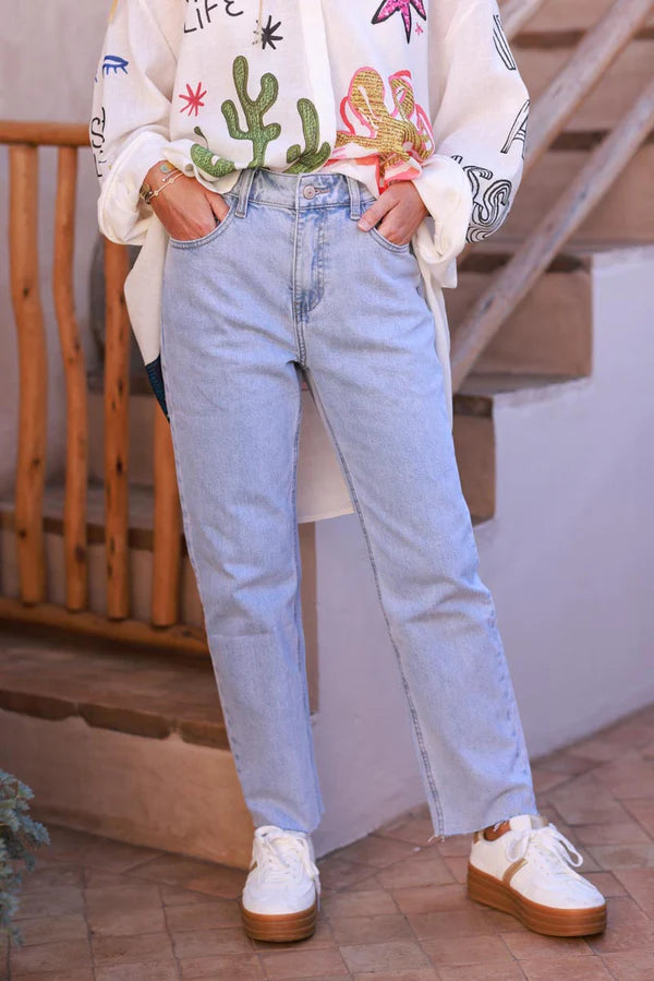 Extra light Wash Cropped Jeans with Fringe Cuff