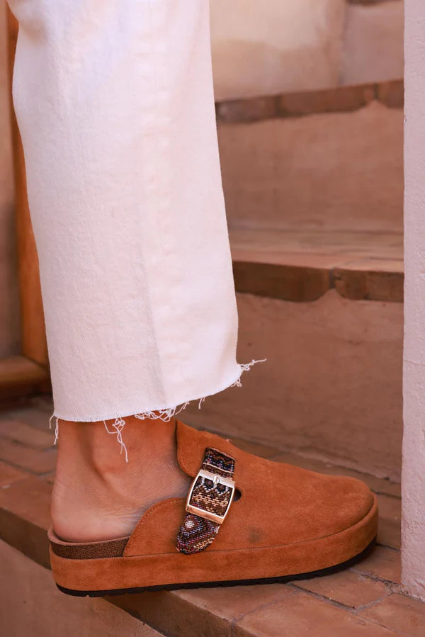 Off white Cropped Jeans with Fringe Cuff