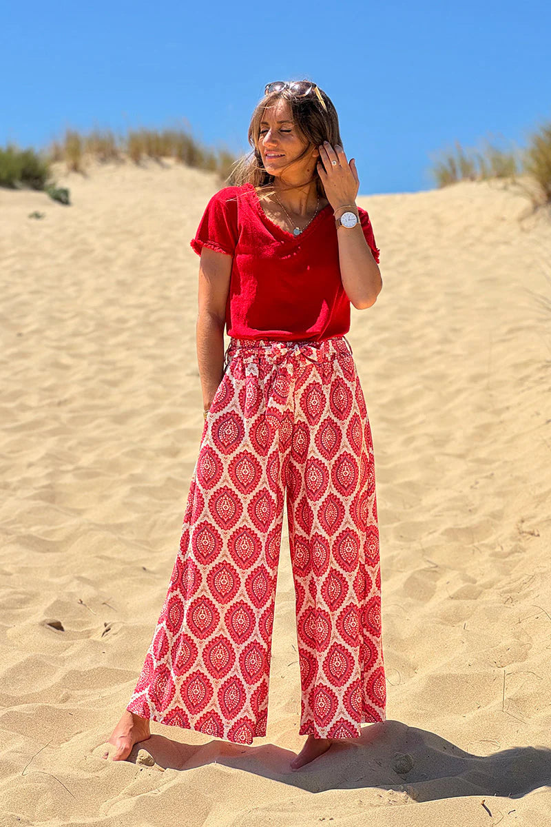 Red Stretch Cotton Tee with Raw Hems
