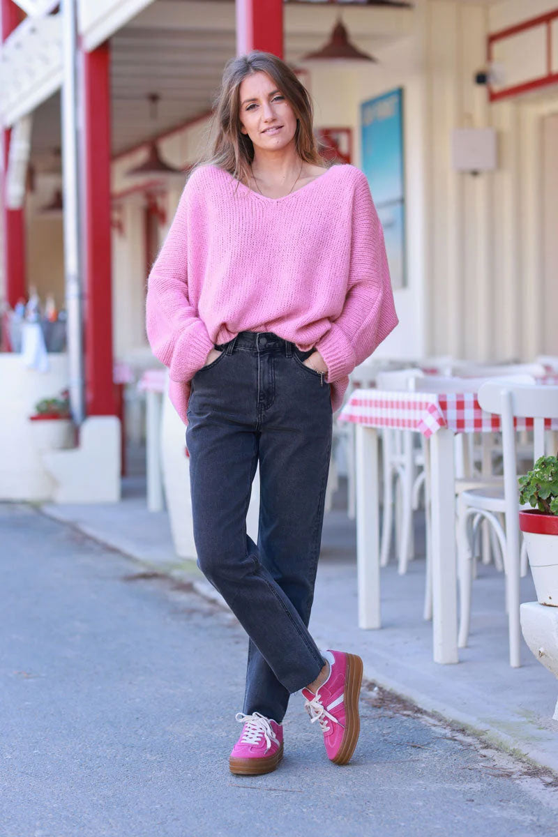 Pink Woollen v-neck Sweater with Batwing Sleeves