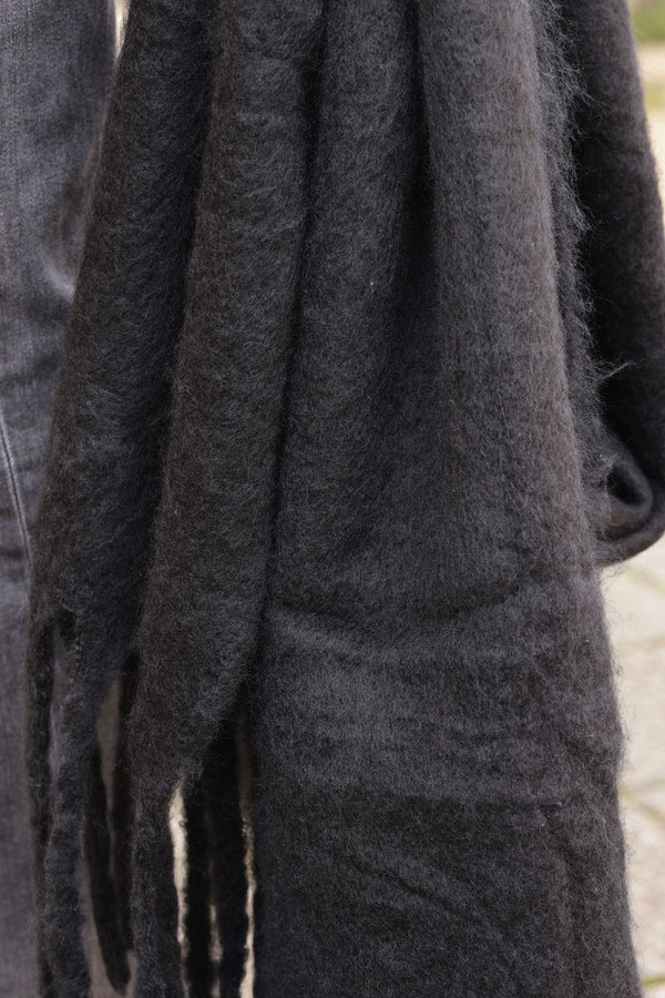 Black Faux Cashmere Tassel Scarf