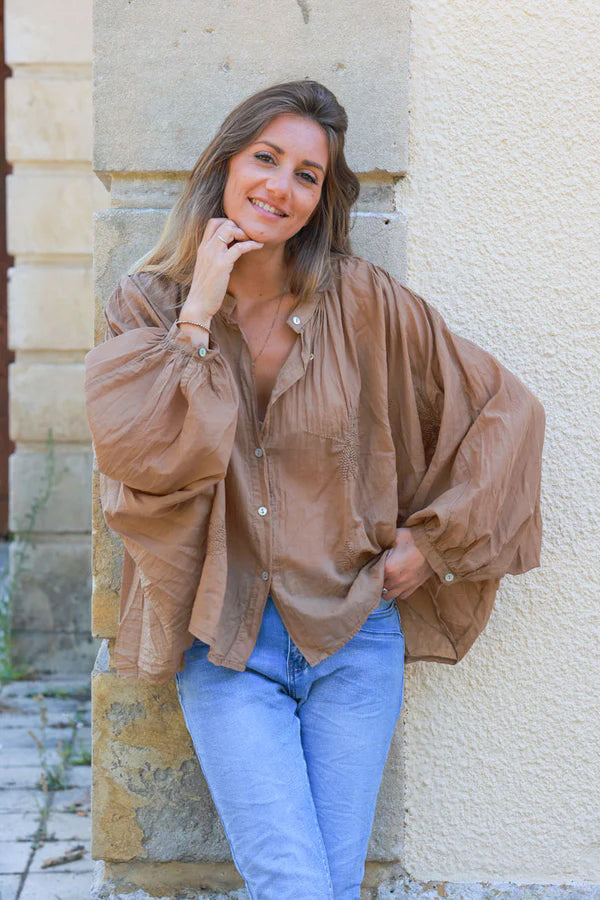 Camel oversized lightweight cotton blouse with palm tree embroidery