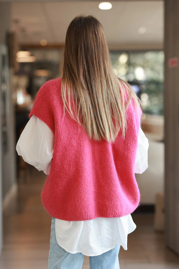 Dark Pink Sleeveless Chunky Knit Vest