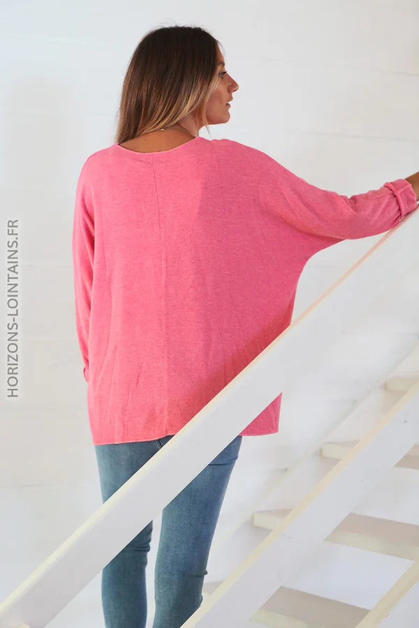 Fuchsia V-neck Sweater with small Sequin Star