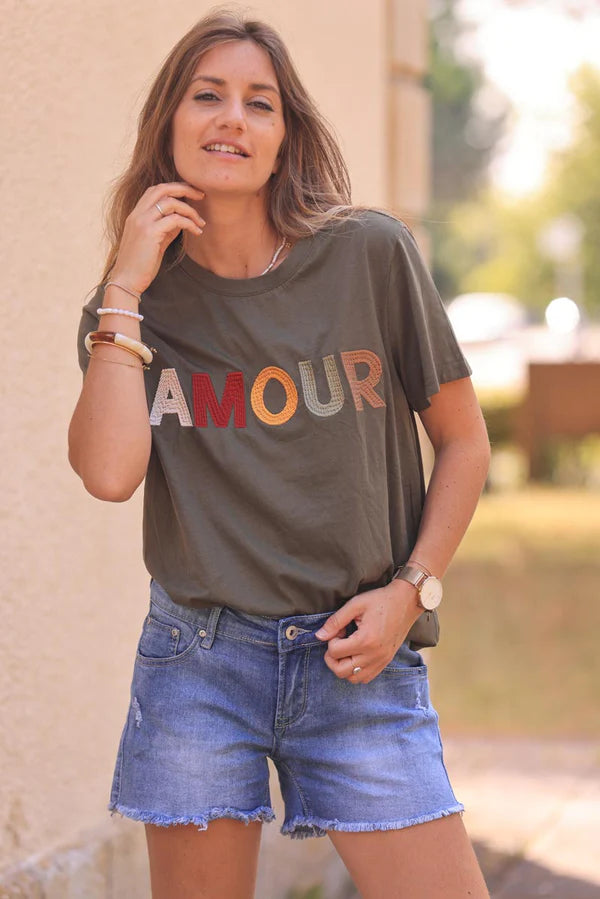 Olive cotton t-shirt with colorful 'amour' embroidery