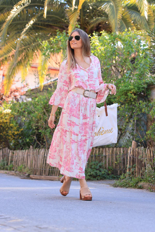 Tiered maxi dress with toile de jouy hot pink print