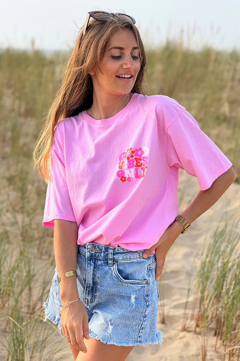 Pink “Good Vibes Only” Tee