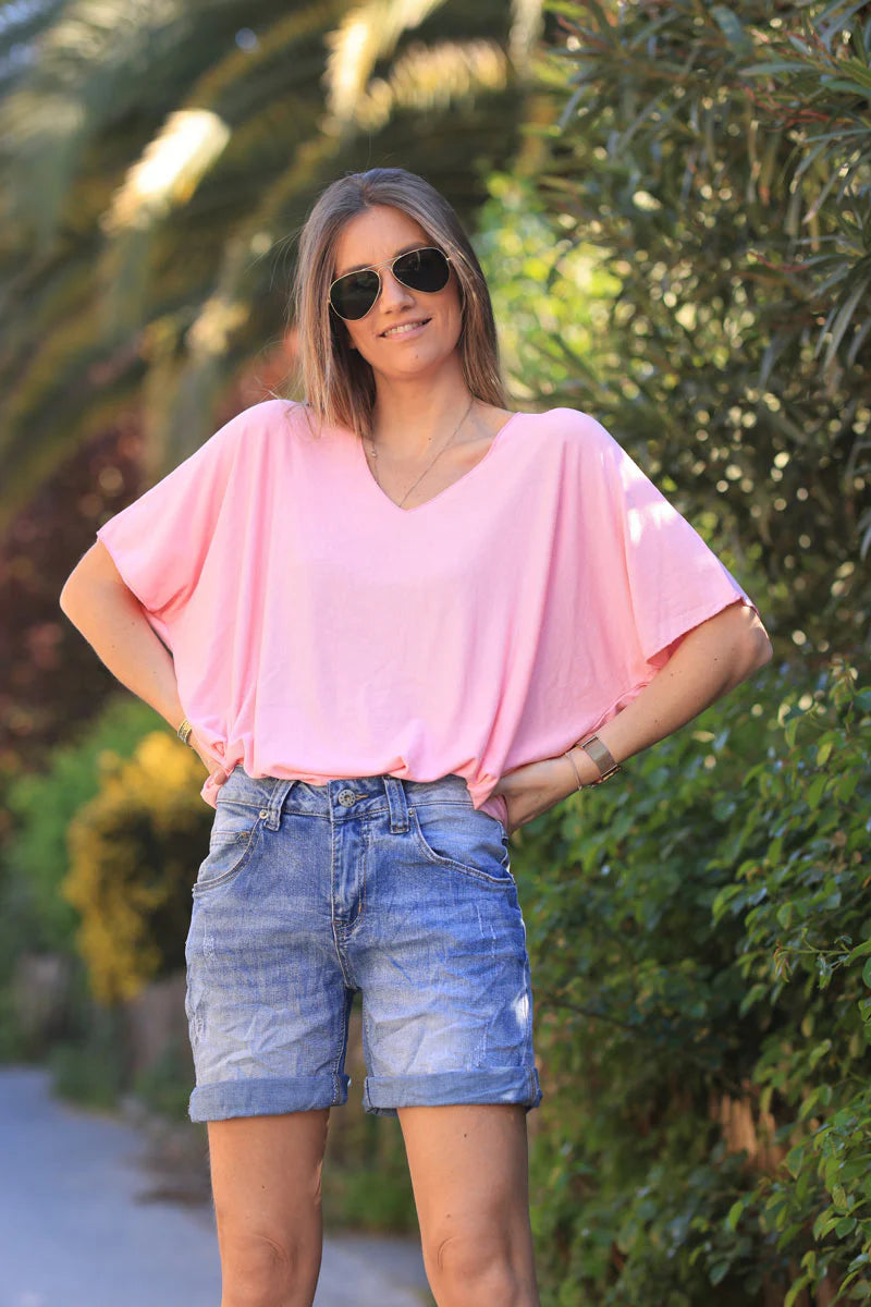 Relaxed fit pink v-neck top