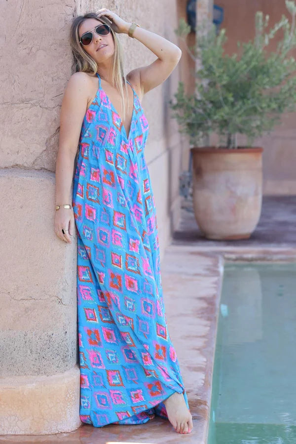 Silk-touch backless maxi dress with blue tie-dye diamond print