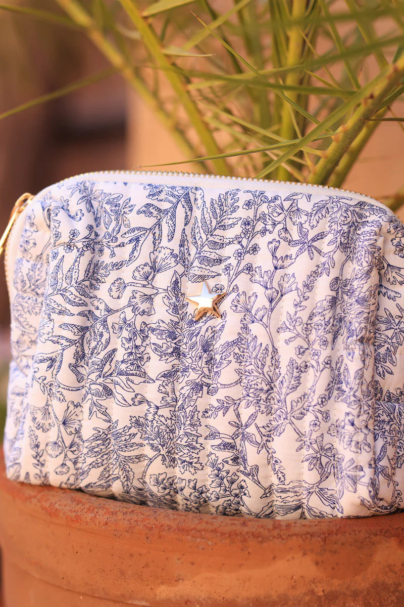 Small quilted cotton pouch bag in a blue toile de jouy pattern